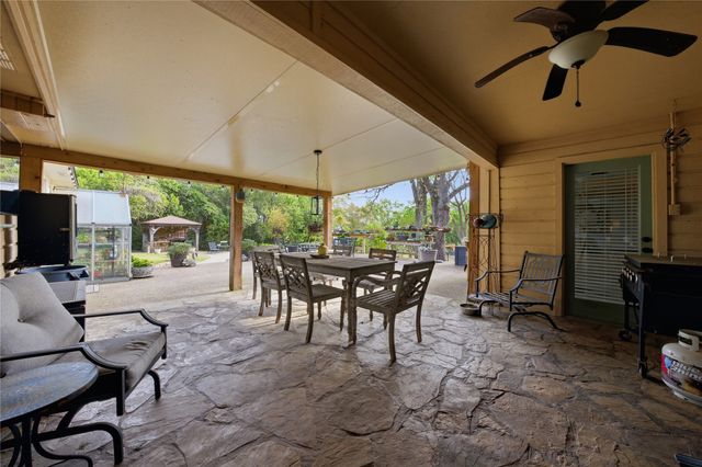 603 Country Club Circle, Athens, TX 75751