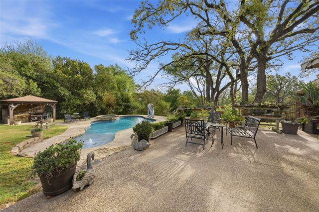 603 Country Club Circle, Athens, TX 75751