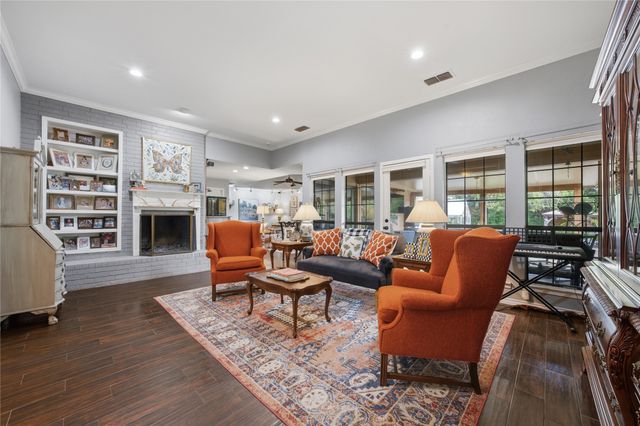 603 Country Club Circle, Athens, TX 75751
