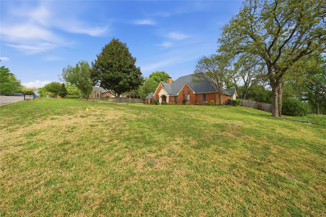 603 Country Club Circle, Athens, TX 75751