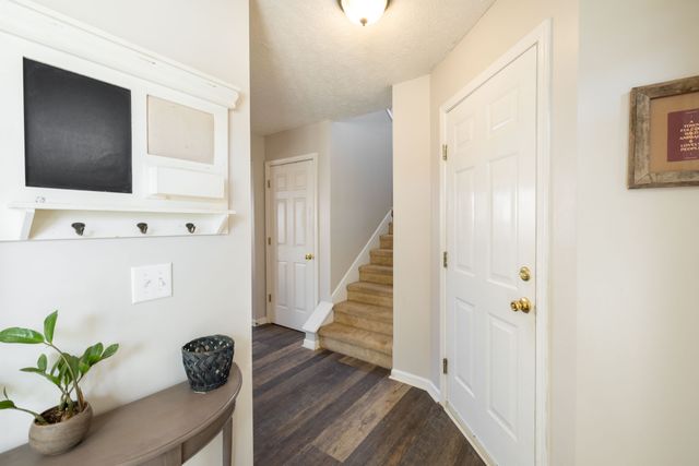 1233 Alandee St, Nashville, TN 37214