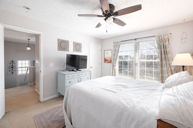 1233 Alandee St, Nashville, TN 37214