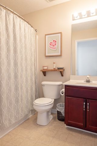 1233 Alandee St, Nashville, TN 37214