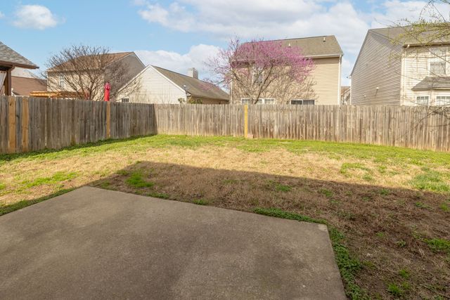 1233 Alandee St, Nashville, TN 37214