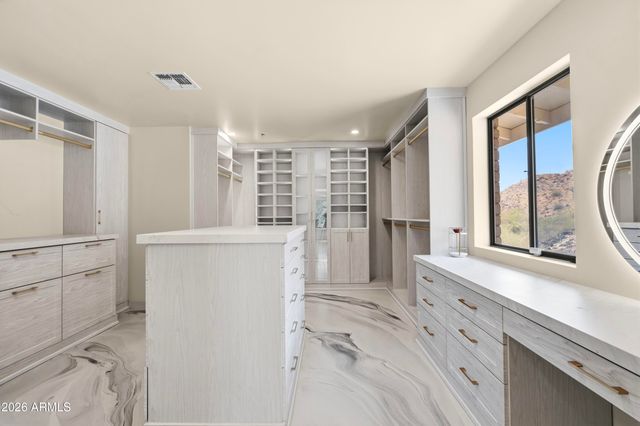 1856 E CINNABAR Avenue, Phoenix, AZ 85020