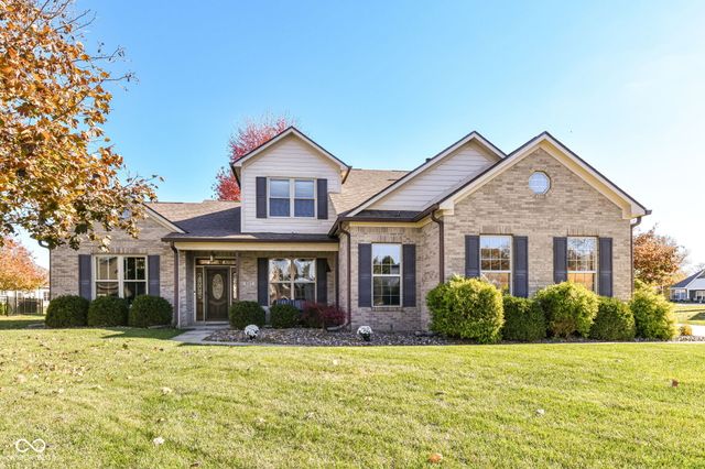 527 Peach Blossom Drive, Fortville, IN 46040