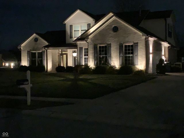 527 Peach Blossom Drive, Fortville, IN 46040