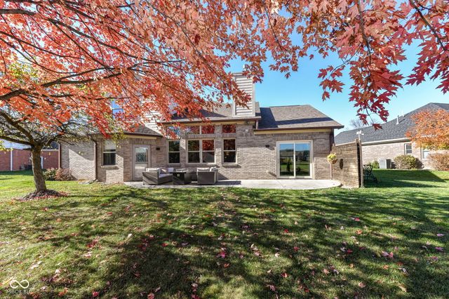 527 Peach Blossom Drive, Fortville, IN 46040