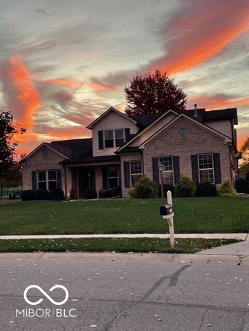 527 Peach Blossom Drive, Fortville, IN 46040