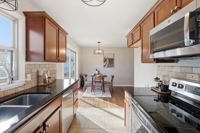 516 N Colby Ave, Valley Center, KS 67147