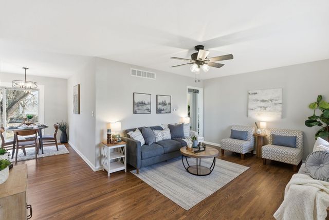 516 N Colby Ave, Valley Center, KS 67147