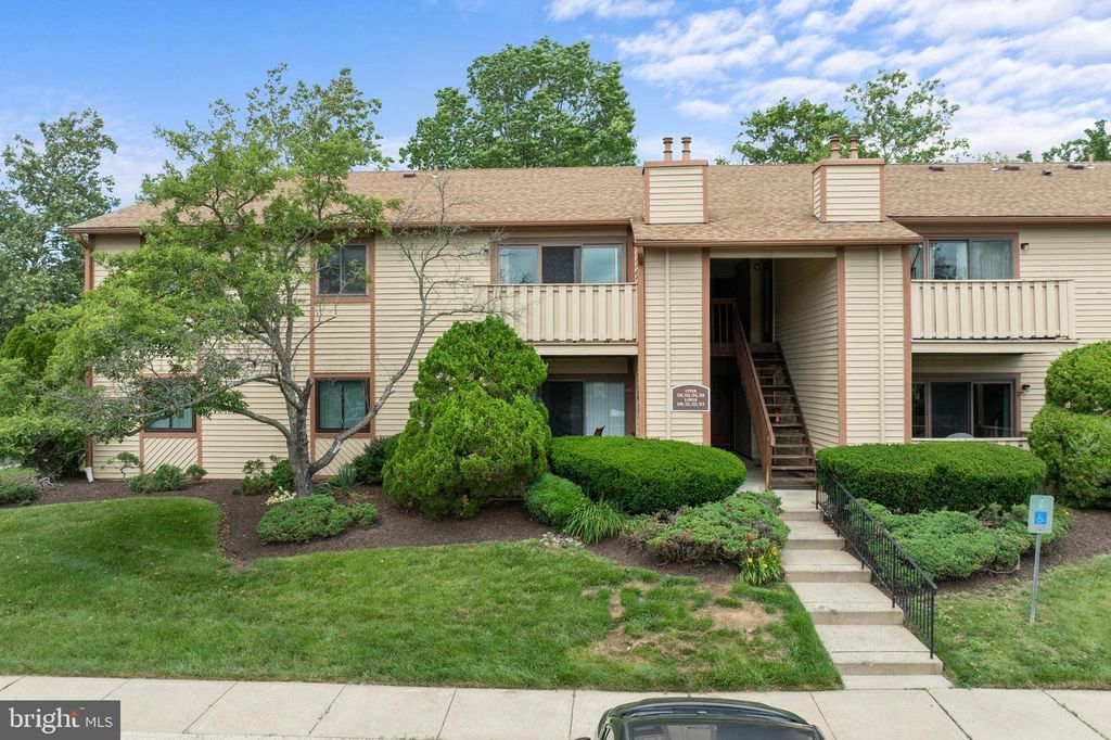 116 HICKORY CT, Lansdale, PA 19446