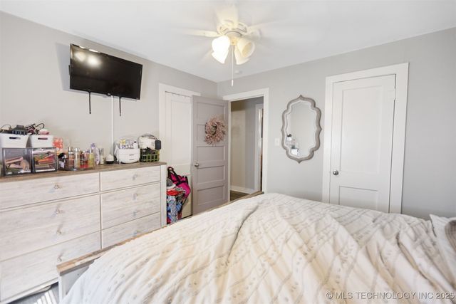 101 W McKennon Road, Calera, OK 74730