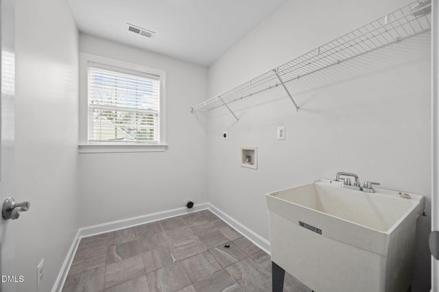 1111 Fairfax Woods Drive, Apex, NC 27502