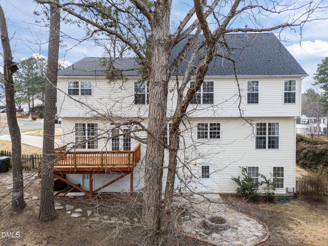 1111 Fairfax Woods Drive, Apex, NC 27502