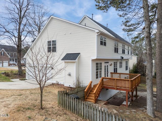 1111 Fairfax Woods Drive, Apex, NC 27502