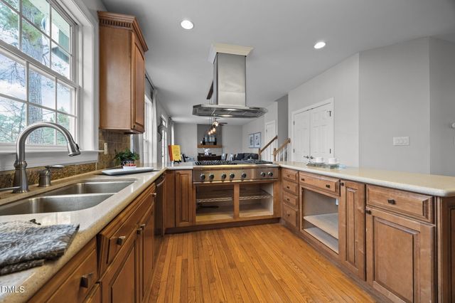 1111 Fairfax Woods Drive, Apex, NC 27502