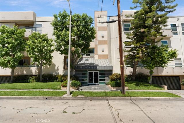 11225 Peach Grove 203, North Hollywood, CA 91601