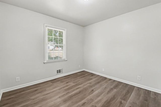 5041 W Mountain Street, Stone Mountain, GA 30083