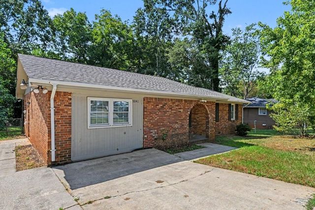 5041 W Mountain Street, Stone Mountain, GA 30083