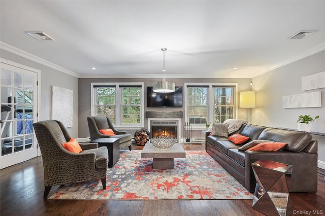 21 Croton Lake Road 6, Katonah, NY 10536