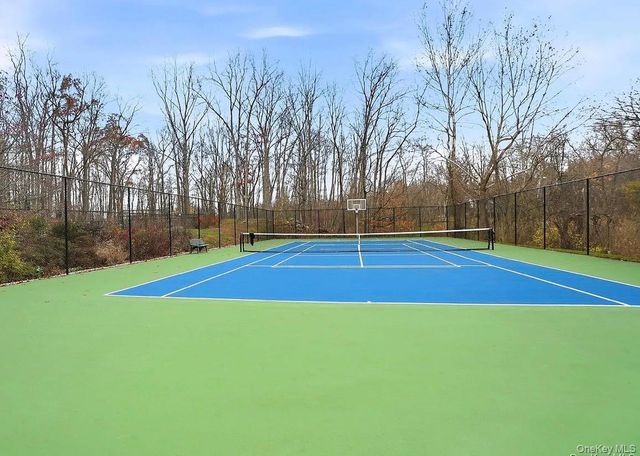 21 Croton Lake Road 6, Katonah, NY 10536