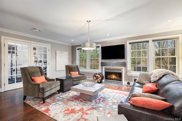 21 Croton Lake Road 6, Katonah, NY 10536