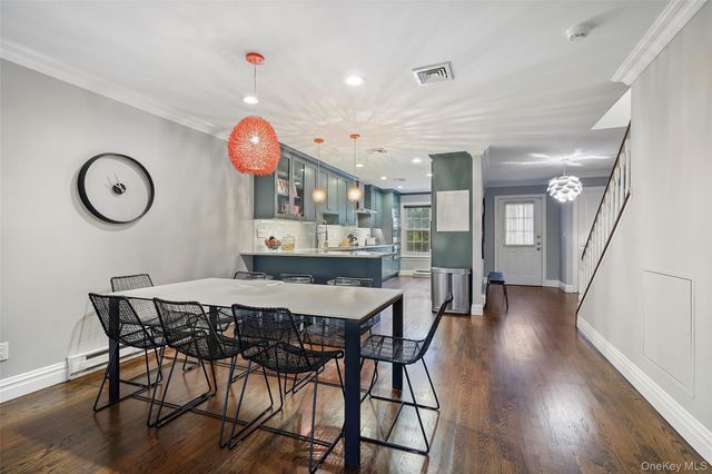 21 Croton Lake Road 6, Katonah, NY 10536