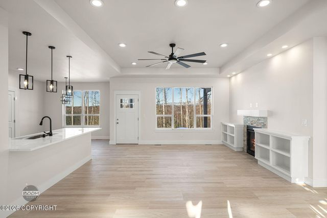 2715 W Longview Circle, Wasilla, AK 99654