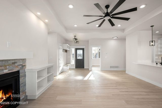 2715 W Longview Circle, Wasilla, AK 99654