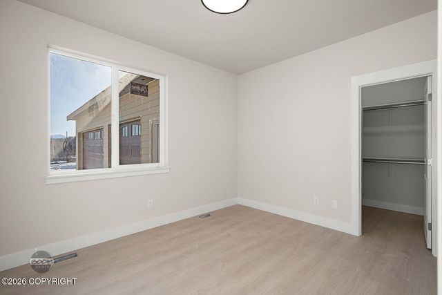 2715 W Longview Circle, Wasilla, AK 99654