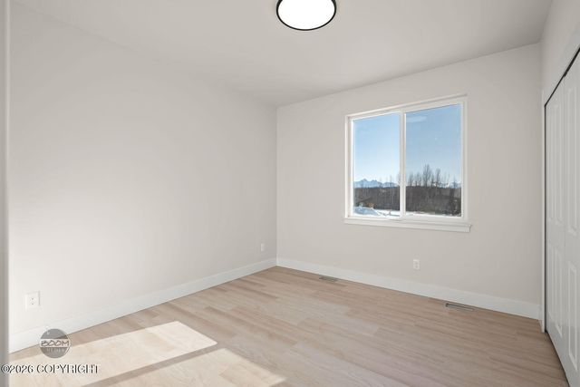 2715 W Longview Circle, Wasilla, AK 99654