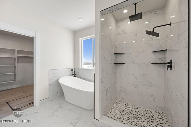 2715 W Longview Circle, Wasilla, AK 99654