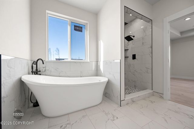 2715 W Longview Circle, Wasilla, AK 99654