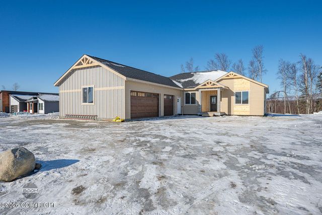 2715 W Longview Circle, Wasilla, AK 99654