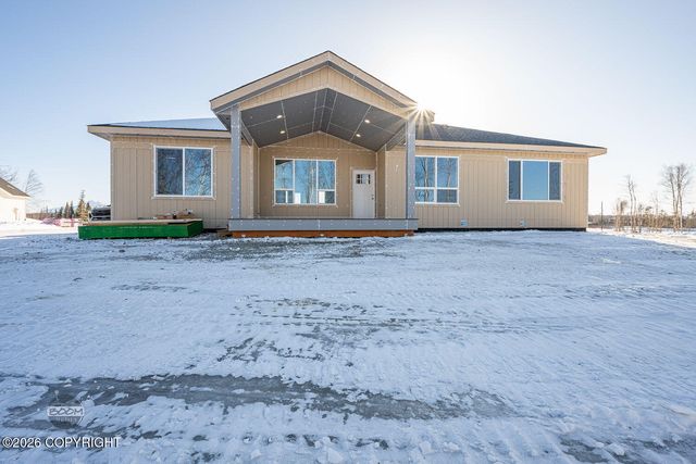 2715 W Longview Circle, Wasilla, AK 99654