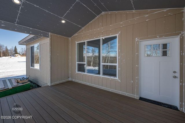 2715 W Longview Circle, Wasilla, AK 99654