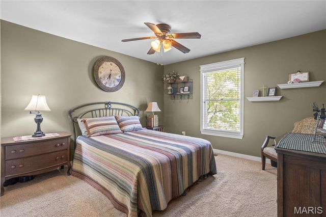5627 Wieland Drive, St Louis, MO 63128