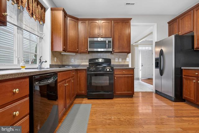 16 COMPASS ROSE WAY, Newark, DE 19702