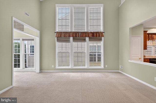 16 COMPASS ROSE WAY, Newark, DE 19702