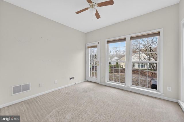 16 COMPASS ROSE WAY, Newark, DE 19702