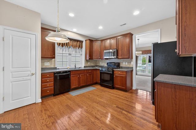 16 COMPASS ROSE WAY, Newark, DE 19702