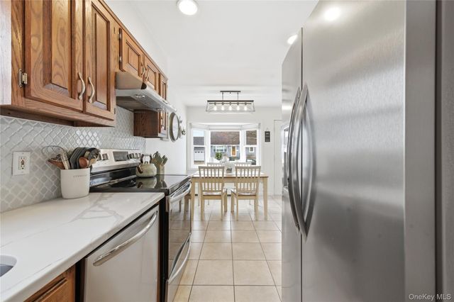 3031 Lowell Avenue, Wantagh, NY 11793