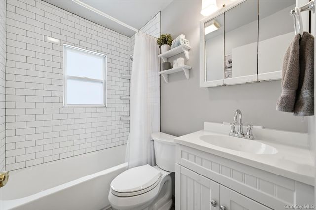 3031 Lowell Avenue, Wantagh, NY 11793