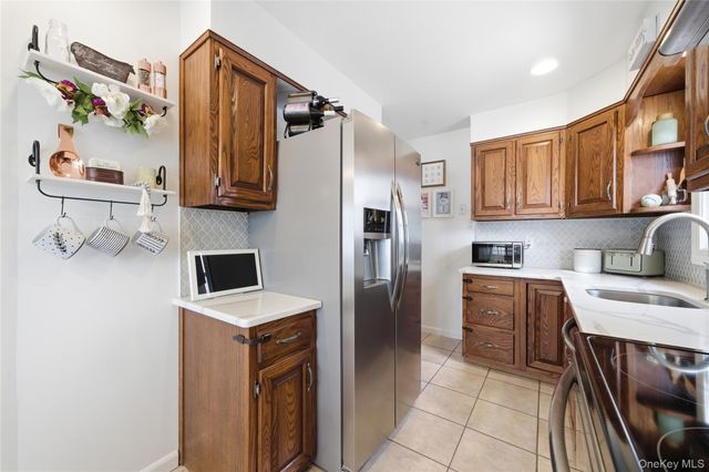 3031 Lowell Avenue, Wantagh, NY 11793