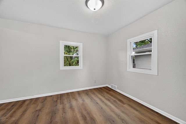 941 Ridgewood Way, Madison, WI 53713