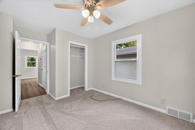 941 Ridgewood Way, Madison, WI 53713