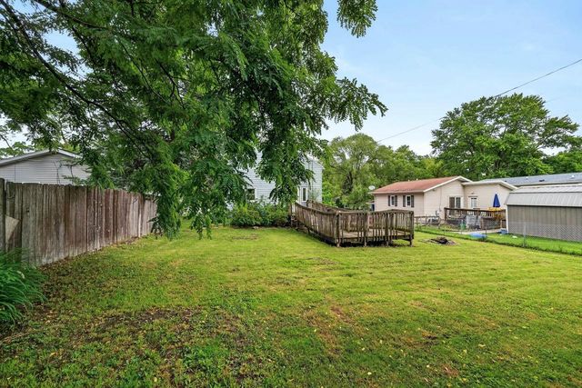 941 Ridgewood Way, Madison, WI 53713