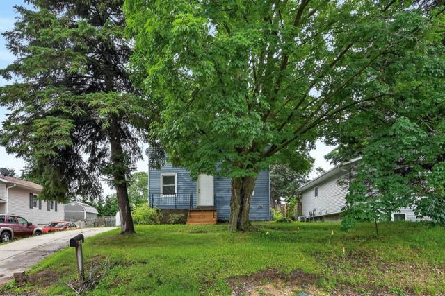 941 Ridgewood Way, Madison, WI 53713