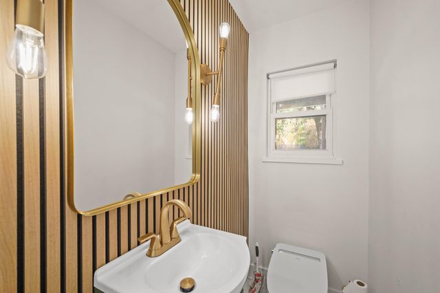 2008 Dryden Road, Houston, TX 77030